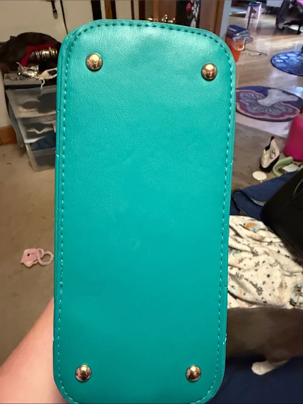 bebe crossbody vibrant